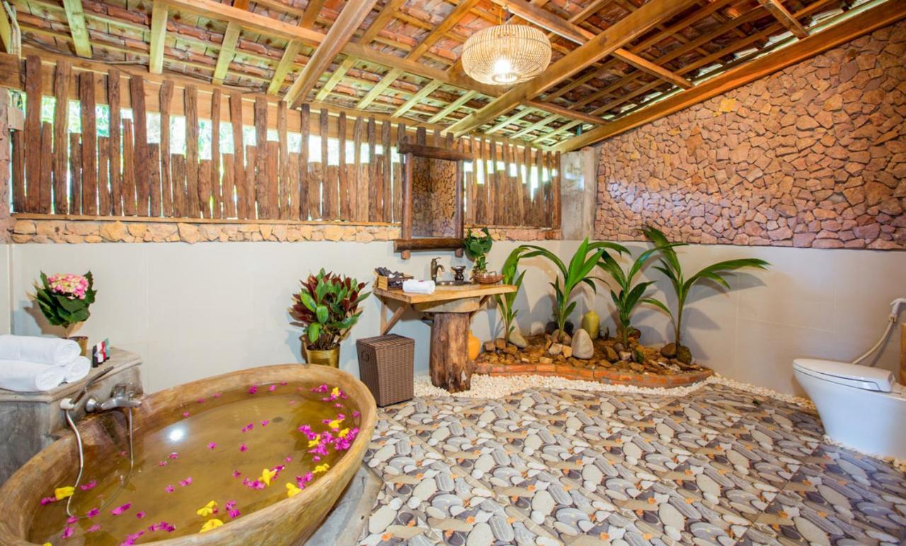 Chez Carole Beach Resort フーコック エクステリア 写真